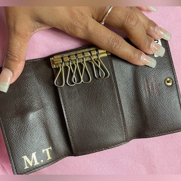 Louis Vuitton Damier Keyholder - Picture 2 of 2